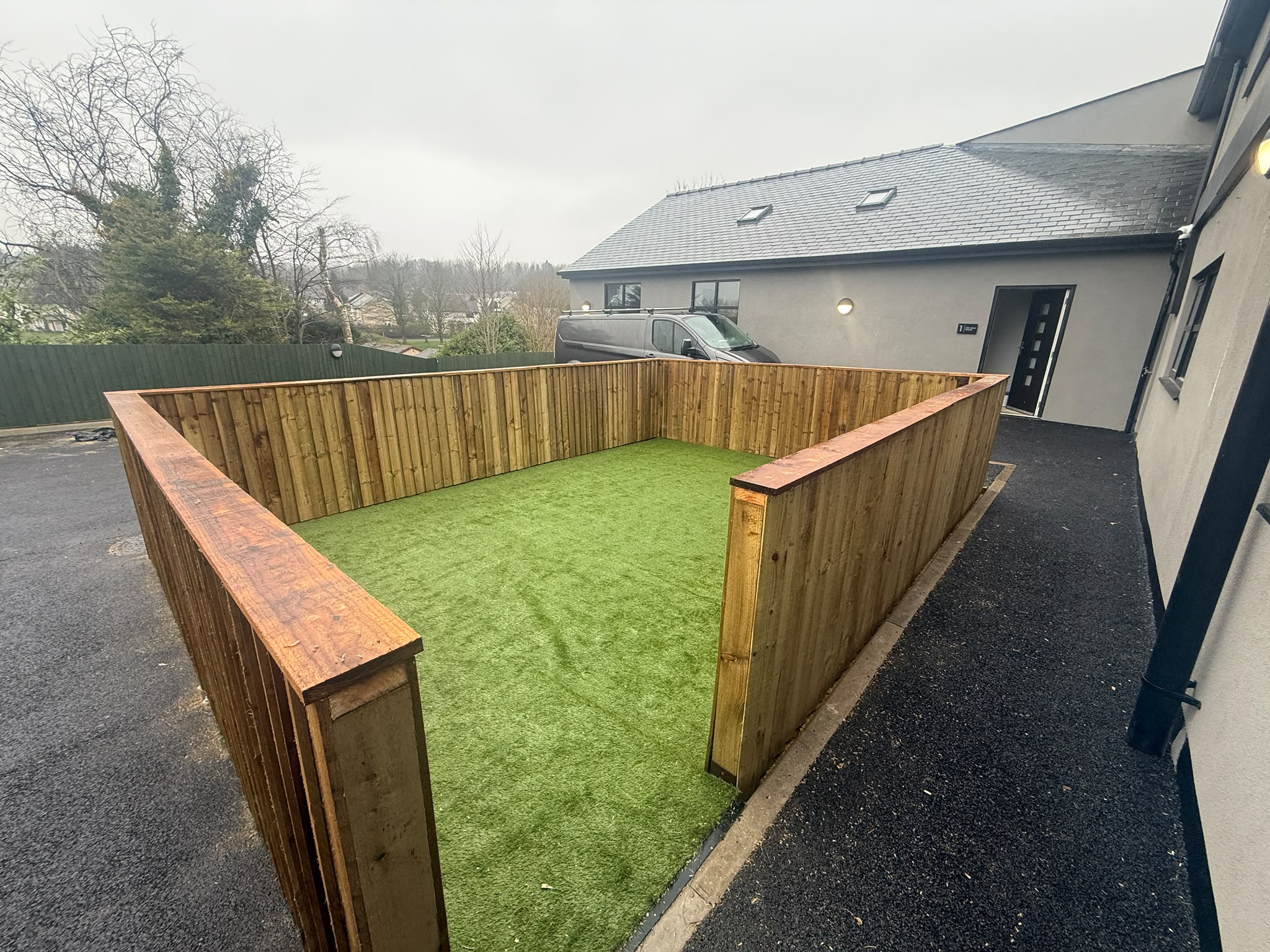 Fencing and garden carpentry