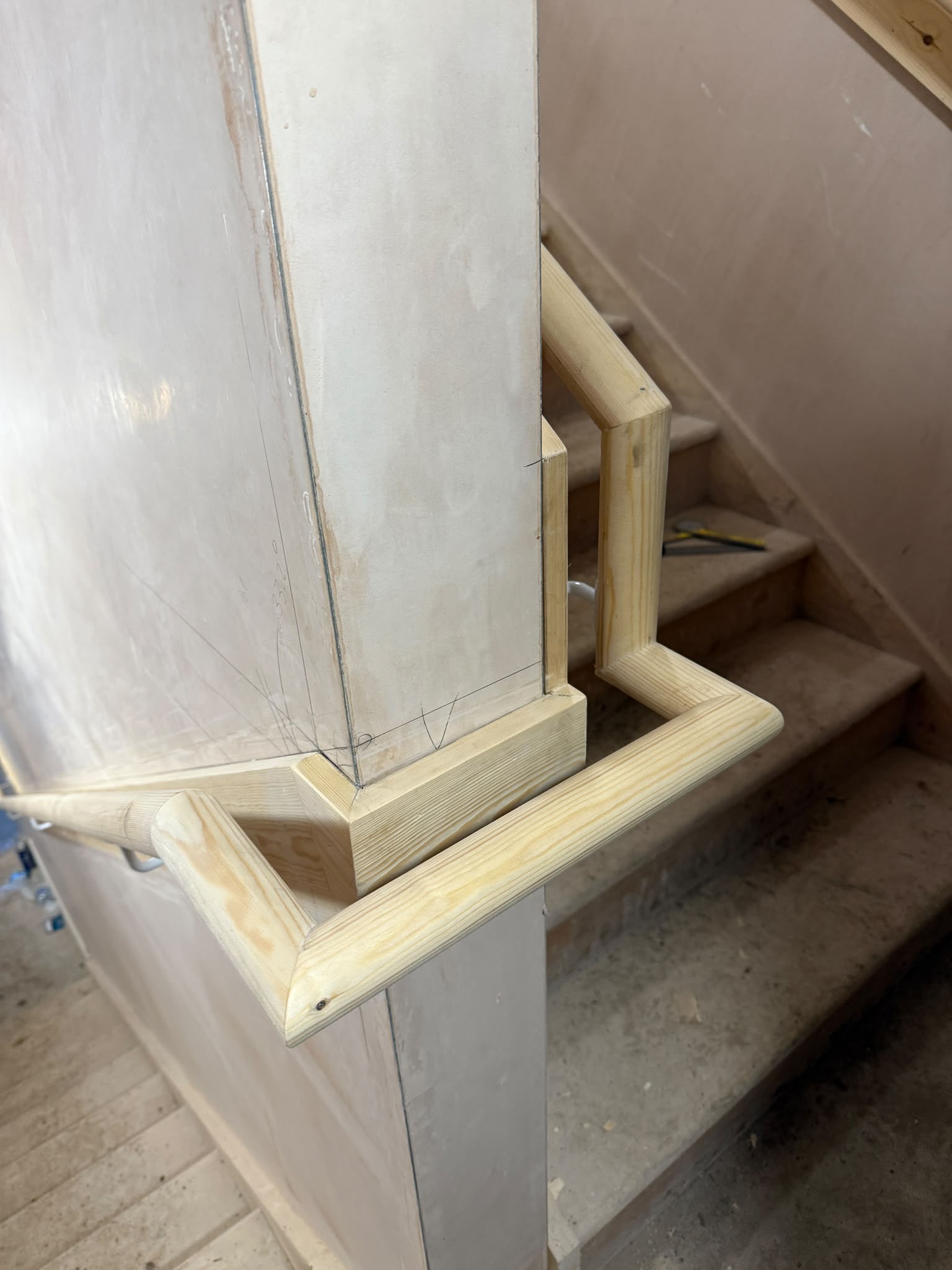 Bespoke handrail joinery detail